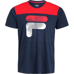 Fila TIM Tshirt z nadrukiem peacoat blue/fila red. T-shirty Fila, z nadrukiem, z materiału. Za 129.00 zł.