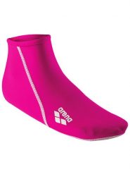 Arena Skarpetki sportowe w kolorze różowym rozmiar: 28-31. Różowe skarpetki sportowe Arena, bez wzorów. Za 40.45 zł.