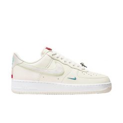 Nike Air Force 1 Low '07 Year of the Dragon (2024). Brązowe buty do koszykówki Nike, bez zapięcia, do koszykówki, nike air force. Za 1,539.21 zł.