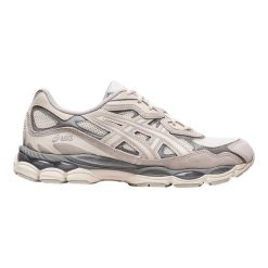 Męskie buty Asics Gel Nyc białe. Białe buty sportowe casual ASICS, bez wzorów, z syntetyku, bez zapięcia. Za 638.30 zł.