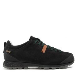 Trekkingi Aku. Czarne buty trekkingowe Aku, bez wzorów, z gore-texu, bez zapięcia. Za 999.99 zł.