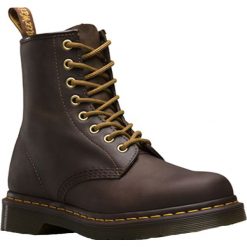 Dr. Martens 1460 11822200. Buty trekkingowe marki Dr. Martens. W wyprzedaży za 549.99 zł.