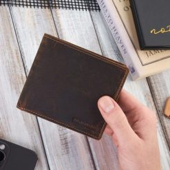 Skórzany Portfel Brødrene G-27 Hunter Brązowy. Brązowe portfele Brødrene, bez wzorów, ze skóry. Za 59.00 zł.