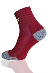 Skarpety sportowe Unisex Nessi Sportswear Trail U Termoaktywne. Czerwone skarpetki sportowe NESSI SPORTSWEAR, bez wzorów, z materiału. Za 69.99 zł.