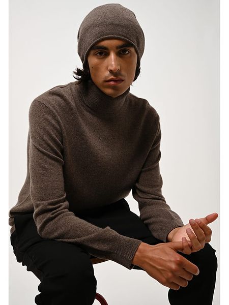 AUTHENTIC CASHMERE Kaszmirowy golf "Bange" w kolorze brązowym rozmiar: L. Brązowe golfy AUTHENTIC CASHMERE, l, bez wzorów, z kaszmiru, bez ramiączek. Za 434.99 zł.