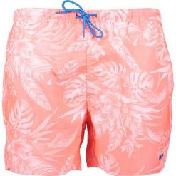Szorty kąpielowe "Tropical" w kolorze koralowym. Klapki marki Brunotti. W wyprzedaży za 56.95 zł.