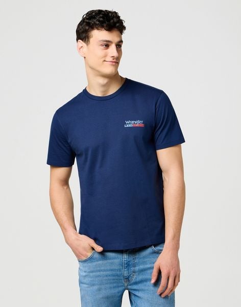 MESKA KOSZULKA WRANGLER SMALL AMERICANA TEE NAVY 112371410. Niebieskie t-shirty Wrangler, m, bez wzorów, bez kołnierzyka, bez ramiączek. Za 79.99 zł.