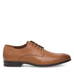 Półbuty Lasocki. Brązowe eleganckie półbuty Lasocki, bez wzorów, bez obcasa, bez zapięcia. Za 183.99 zł.