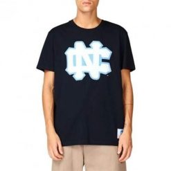 Koszulka sportowa męska Mitchell & Ness University Of North Carolina. Czarne t-shirty sportowe Mitchell & Ness, bez wzorów, bez ramiączek. Za 203.00 zł.