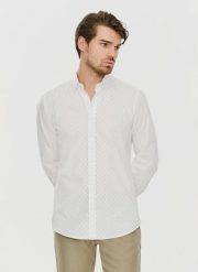 PAKO LORENTE – Elegancka koszula męska w delikatny wzorek P24SF-1X-021-B-S - Pako Lorente. Koszule Pako Lorente, m, bez wzorów, z elastanu, bez kołnierzyka, bez ramiączek. Za 89.99 zł.