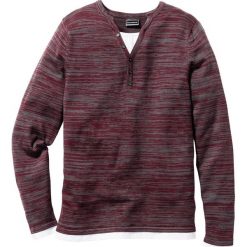 Sweter Regular Fit bonprix czerwony melanż. Swetry nierozpinane marki bonprix. Za 44.99 zł.