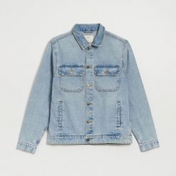 Błękitna kurtka jeansowa z efektem sprania - Niebieski. Niebieskie kurtki House, l, bez wzorów, z jeansu, bez kaptura. Za 149.99 zł.