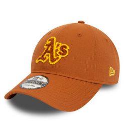 Czapka z daszkiem New Era. Brązowe czapki z daszkiem New Era, bez wzorów. Za 99.99 zł.