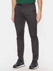 BOSS Chinosy 50531133 Czarny Slim Fit. Czarne eleganckie spodnie Boss, m, z bawełny. Za 329.99 zł.