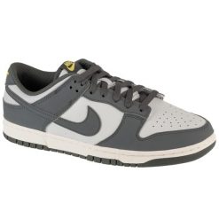 Buty sportowe Sneakersy męskie, Dunk Low NN. Szare buty sportowe casual Nike, bez wzorów, bez zapięcia. Za 499.99 zł.