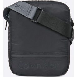 Calvin Klein Jeans - Saszetka Matthew. Saszetki i nerki marki Calvin Klein Jeans. W wyprzedaży za 179.90 zł.