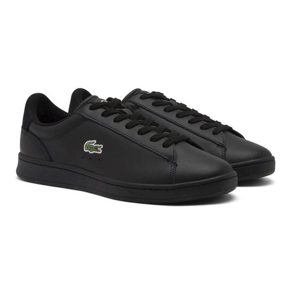 Buty męskie trampki sportowe Lacoste CARNABY SET. Czarne trampki LACOSTE, m, bez wzorów, bez zapięcia. Za 378.00 zł.