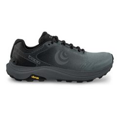 Buty trailowe Topo Athletic MT-5. Brązowe buty do biegania Topo Athletic, bez wzorów, bez zapięcia, do biegania. Za 668.50 zł.