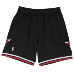 Spodenki nba Chicago Bulls. Czarne szorty Mitchell & Ness, m, bez wzorów, sportowe. Za 397.50 zł.