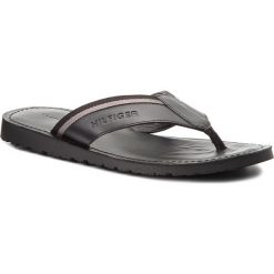 Japonki TOMMY HILFIGER - Bari 8 Casual Leather Sandal FM0FM01530 Black 990. Japonki marki QUECHUA. W wyprzedaży za 169.00 zł.