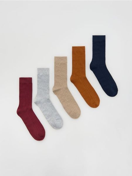 5 pack skarpet - miedziany. Brązowe skarpety Reserved, bez wzorów. Za 59.99 zł.