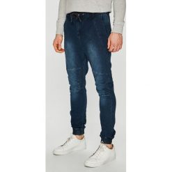 Haily's Men - Spodnie. Niebieskie spodnie materiałowe Haily's Men, na co dzień, m, bez wzorów, z bawełny, casualowe. W wyprzedaży za 89.90 zł.