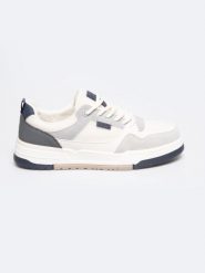 Sneakersy męskie szare RR174605 902. Szare buty sportowe casual BIG STAR, bez wzorów, z syntetyku, bez zapięcia. W wyprzedaży za 139.99 zł.