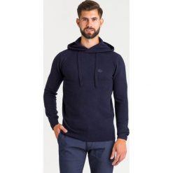 SWETER Emporio Armani Z KASZMIREM. Niebieskie swetry nierozpinane Emporio Armani, l, z aplikacjami, z kaszmiru, bez kołnierzyka, bez ramiączek. Za 1,559.00 zł.