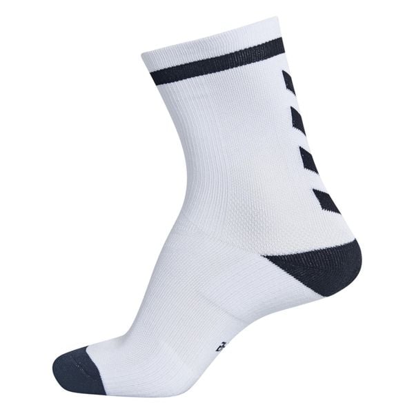 Skarpety sportowe dla dorosłych Hummel Elite Indoor Sock Low. Białe skarpetki sportowe Hummel, bez wzorów, z elastanu. Za 19.99 zł.