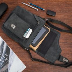 Torba męska skórzana na ramię zgrabna czarna elegancka Beltimore N10. Czarne torby na ramię bez wzorów, na ramię, bez dodatków. Za 289.90 zł.