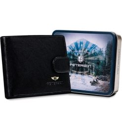 Duży, poziomy portfel męski wykonany ze skóry naturalnej w czarnym kolorze - Peterson. Czarne portfele Peterson, bez wzorów, ze skóry. Za 119.99 zł.