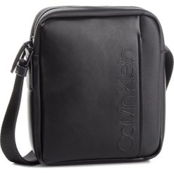 Saszetka CALVIN KLEIN - Elevated Logo Reporter K50K504070 001. Torby na ramię marki CALVIN KLEIN. W wyprzedaży za 269.00 zł.