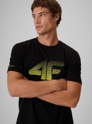 4F T-shirt regular z nadrukiem męski - czarny L. Czarne t-shirty 4F, l, bez wzorów, z bawełny, bez kołnierzyka, bez ramiączek. Za 69.99 zł.
