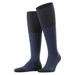 Skarpetki do połowy łydki Falke Shadow. Czerwone skarpety Falke, bez wzorów, z bawełny. Za 149.00 zł.