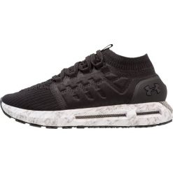 Under Armour HOVR PHANTOM LOW Obuwie do biegania treningowe black/white. Buty do biegania marki Under Armour, z materiału. W wyprzedaży za 471.20 zł.
