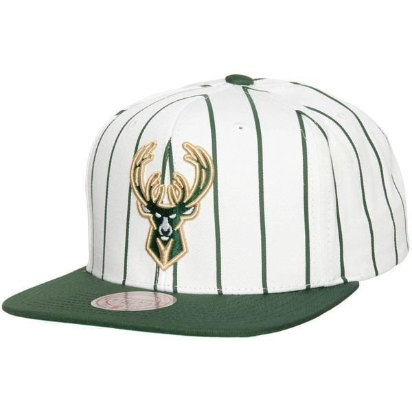 Mitchell & Ness Czapka NBA Snapback Brooklyn NY – 100% bawełna. Zielone czapki z daszkiem Mitchell & Ness, na jesień, bez wzorów, z bawełny. Za 174.99 zł.