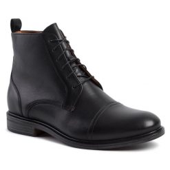 Kozaki Gino Rossi. Czarne kozaki Gino Rossi, bez wzorów, bez obcasa, bez zapięcia. Za 279.99 zł.