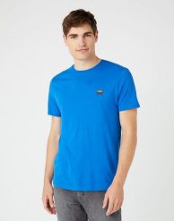 WRANGLER SS SIGN OFF TEE MĘSKI T-SHIRT KOSZULKA LOGO NAUTICAL BLUE W7C07D3V2 112146300. Niebieskie t-shirty Wrangler, m, bez wzorów, bez kołnierzyka, bez ramiączek. Za 69.99 zł.