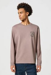 MESKA KOSZULKA WRANGLER LS GRAPHIC TEE IRON 112357313. Bluzki z długim rękawem Wrangler, xl, bez wzorów, bez kołnierzyka, bez ramiączek. Za 89.99 zł.