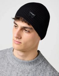 MESKA CZAPKA ZIMOWA WRANGLER EASY BEANIE BLACK 112372410. Czarne czapki zimowe Wrangler, bez wzorów. Za 89.99 zł.