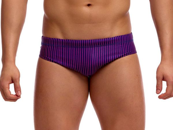 Kąpielówki męskie Funky Trunks Peach Tea - slipy. Pomarańczowe slipy i bokserki Funky Trunks, l, bez wzorów, z materiału. Za 139.00 zł.