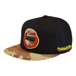 Czapka z daszkiem Mitchell & Ness NBA HWC Houston Rockets Choco -HROYYPPPBLCK. Czarne czapki z daszkiem Mitchell & Ness, bez wzorów. Za 89.00 zł.