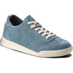 Sneakersy TOMMY HILFIGER - Casual Suede Low Cut Sneaker FM0FM01423 Jeans 013. Buty sportowe casual marki Tommy Hilfiger. W wyprzedaży za 319.00 zł.