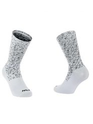 Skarpety rowerowe NORTHWAVE Stardust Sock białe. Białe skarpety Northwave, bez wzorów, z meshu. Za 69.00 zł.