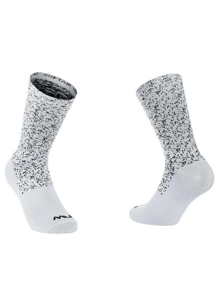 Skarpety rowerowe NORTHWAVE Stardust Sock białe. Białe skarpety Northwave, bez wzorów, z meshu. Za 69.00 zł.
