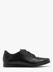 Czarne półbuty męskie sznurowane JASON. Czarne eleganckie półbuty Ryłko, bez wzorów, ze skóry, bez obcasa, bez zapięcia. W wyprzedaży za 299.99 zł.