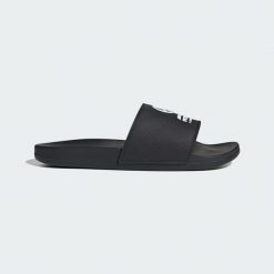 Klapki adilette Comfort MER. Białe klapki Adidas, z materiału. Za 239.00 zł.