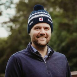 Czapka Eisbar Kova Pompon MÜ SA. Niebieskie czapki zimowe Eisbar, bez wzorów, z wełny. Za 205.51 zł.