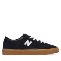 Tenisówki New Balance. Czarne trampki New Balance, m, bez wzorów, bez zapięcia. Za 379.99 zł.