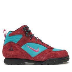 Trekkingi Nike. Czerwone buty trekkingowe Nike, bez wzorów, bez zapięcia. Za 649.99 zł.